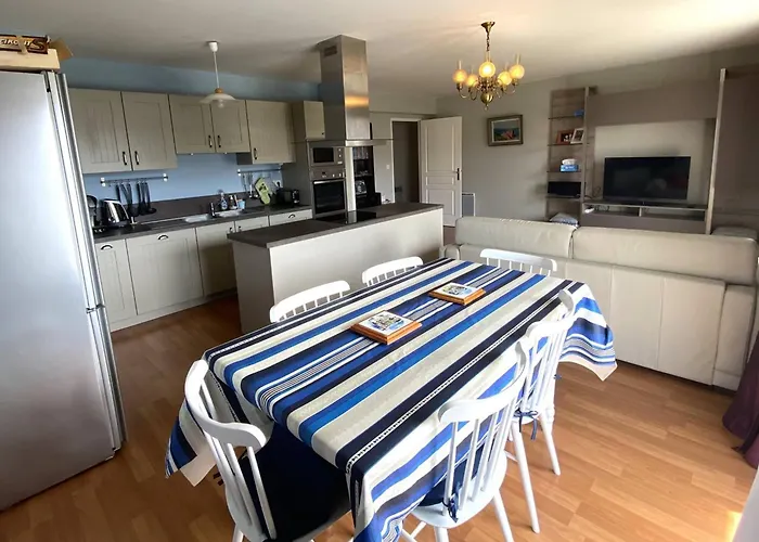 Appartement Au Calme Avec Wifi, Balcon, Parking Au Centre De Perros-Guirec, A 500M Des Commerces - Fr-1-368-420
