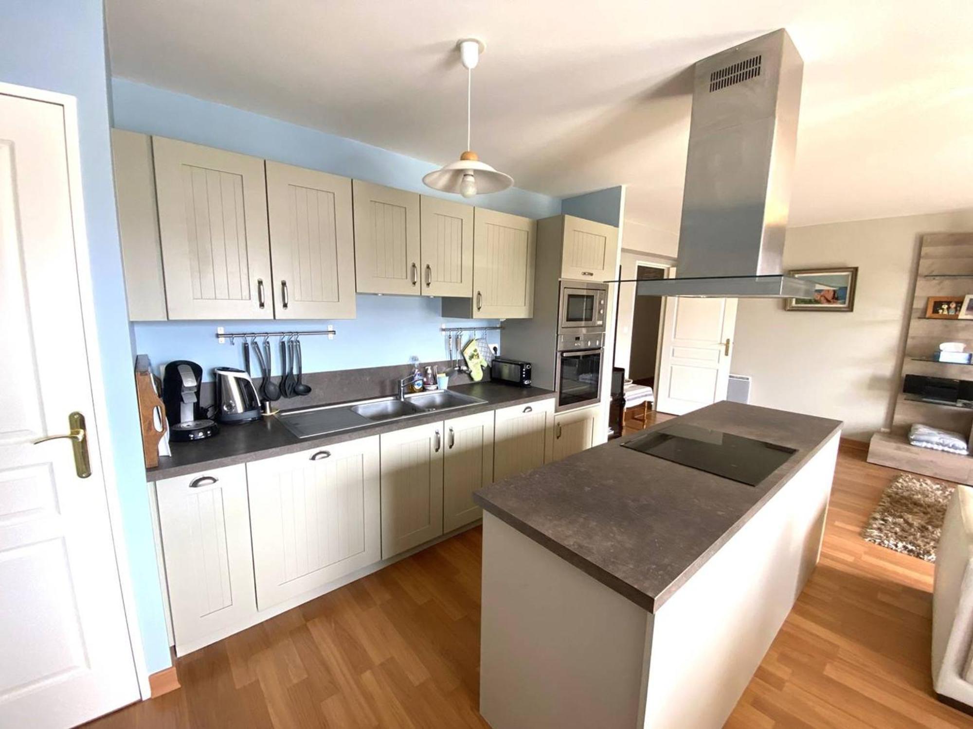 Appartement Au Calme Avec Wifi, Balcon, Parking Au Centre De Perros-guirec, A 500m Des Commerces - Fr-1-368-420 Perros-Guirec