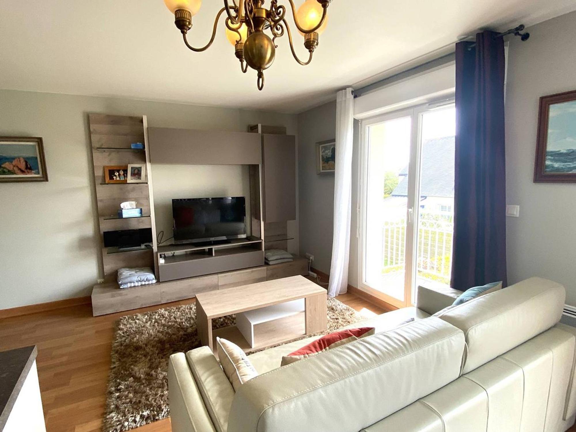 Au Calme Avec Wifi, Balcon, Parking Au Centre De Perros-guirec, A 500m Des Commerces - Fr-1-368-420 Perros-Guirec